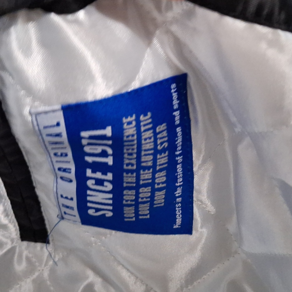 Lakers jacket - Picture 6 of 7